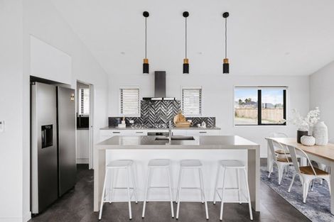 Photo of property in 48 Pinkerton Place, Ohauiti, Tauranga, 3112