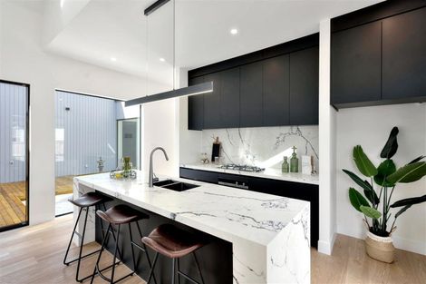 Photo of property in 14 Waka Ama Road, Karaka, Papakura, 2113