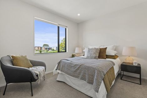 Photo of property in 13/18 Paraone Crescent, Takanini, 2112