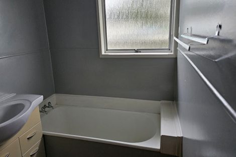 Photo of property in 5 Nan Place, Pakuranga Heights, Auckland, 2010