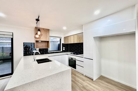 Photo of property in 100c Tui Road, Papatoetoe, Auckland, 2025