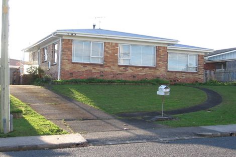 Photo of property in 58 Angelo Avenue, Howick, Auckland, 2014