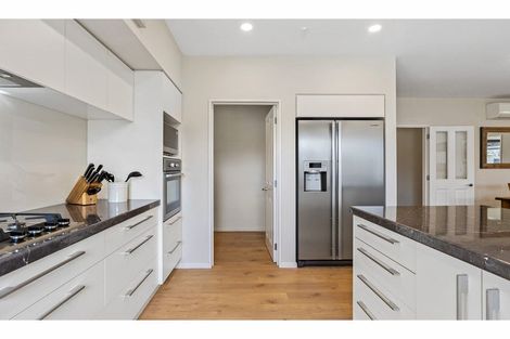 Photo of property in 4 Melville Crescent, Rolleston, 7614