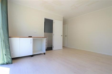 Photo of property in 6 Pandora Place, Pakuranga, Auckland, 2010