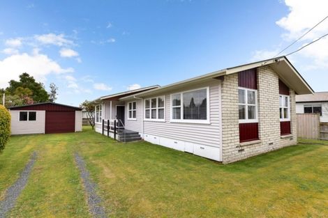 Photo of property in 69 Mears Road, St Andrews, Hamilton, 3200