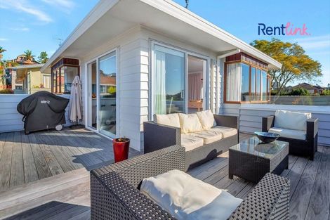 Photo of property in 20 Seaview Road, Otumoetai, Tauranga, 3110