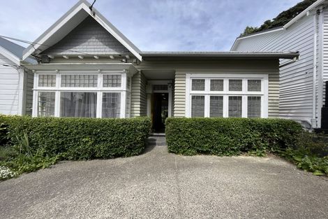 Photo of property in 31 Newman Terrace, Thorndon, Wellington, 6011