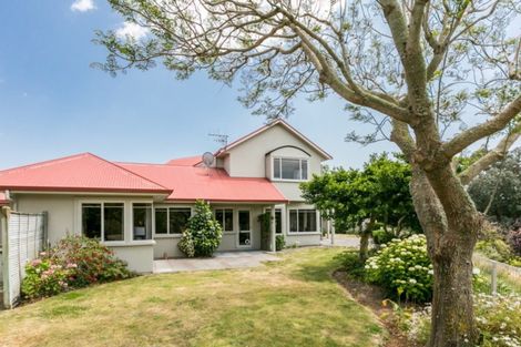 Photo of property in 47 Hikanui Drive, Havelock North, 4130
