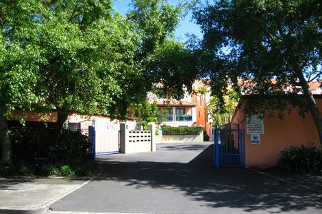 Photo of property in 126 Harbour Village Drive, Gulf Harbour, Whangaparaoa, 0930