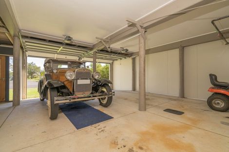 Photo of property in 37 Oyster Drive, Cooks Beach, Whitianga, 3591