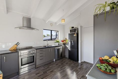 Photo of property in 2/56 Heron Avenue East, Matua, Tauranga, 3110