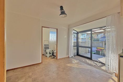 Photo of property in 6 Mangos Place, Pakuranga, Auckland, 2010