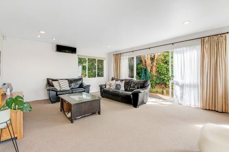 Photo of property in 21a Monyash Road, Manly, Whangaparaoa, 0930