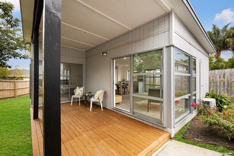 Photo of property in 207 Gills Road, Half Moon Bay, Auckland, 2014