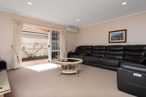 Photo of property in 21 Fifth Avenue, Avenues, Whangarei, 0110