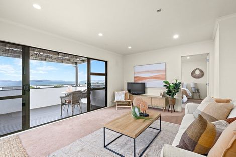 Photo of property in 19 Merehai Place, Snells Beach, 0920