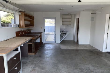 Photo of property in 292a Wainoni Road, Avondale, Christchurch, 8061