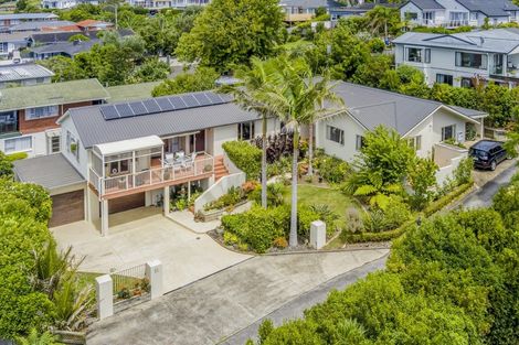 Photo of property in 57a Mellons Bay Road, Mellons Bay, Auckland, 2014