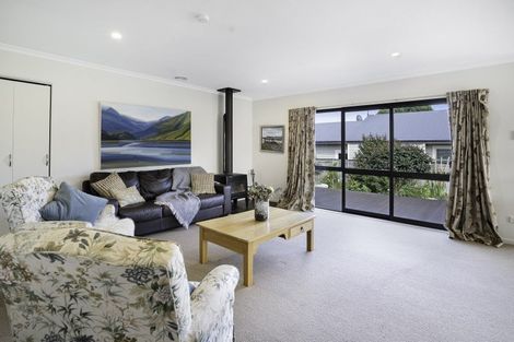 Photo of property in 10 Rexwood Estate, Carterton, 5713