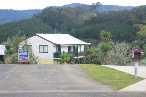 Photo of property in 125 Chevron Crescent, Whangamata, 3620