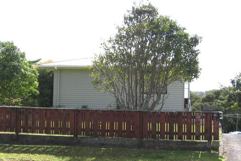 Photo of property in 29 Crocombe Crescent, Beach Haven, Auckland, 0626