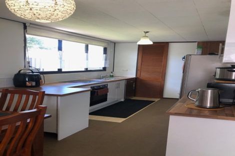 Photo of property in 2/5 Compass Place, Te Atatu Peninsula, Auckland, 0610