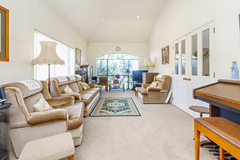 Photo of property in 5 Rathmar Drive, Manurewa, Auckland, 2105