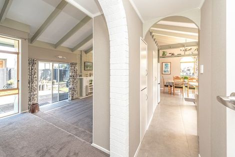 Photo of property in 53 Hinau Street, Castlecliff, Whanganui, 4501