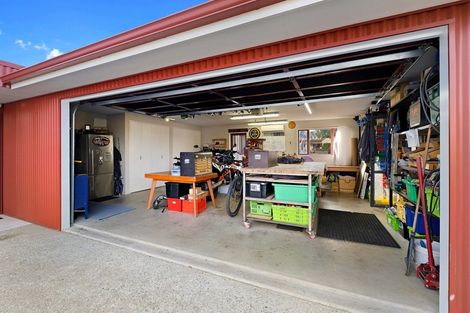 Photo of property in 15 Allenby Place, Wanaka, 9305