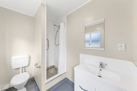 Photo of property in 49 Bay Street, Red Beach, 0932