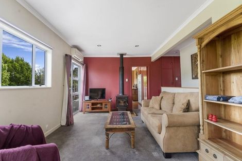 Photo of property in 92 Milton Terrace, Picton, 7220