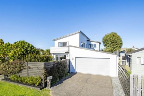 Photo of property in 216a Dickson Road, Papamoa Beach, Papamoa, 3118