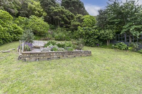 Photo of property in 12 Raroa Place, Pukerua Bay, 5026