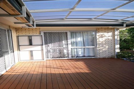 Photo of property in 16a Vera Road, Te Atatu South, Auckland, 0610