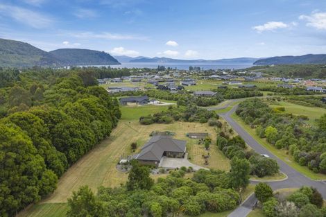 Photo of property in 12 Lacebark Drive, Kinloch, Taupo, 3377