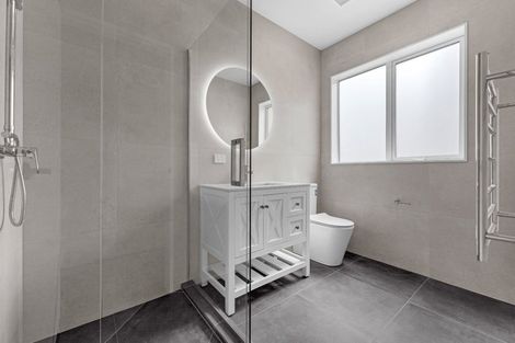 Photo of property in 33 Kaitiaki Drive, Clarks Beach, 2122