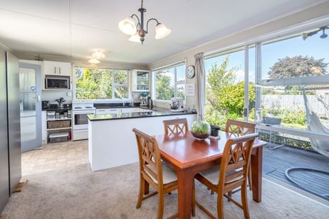 Photo of property in 40 Rhodes Street, Carterton, 5713