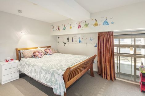 Photo of property in Stadium Garden Flats, 115/107 Thorndon Quay, Pipitea, Wellington, 6011