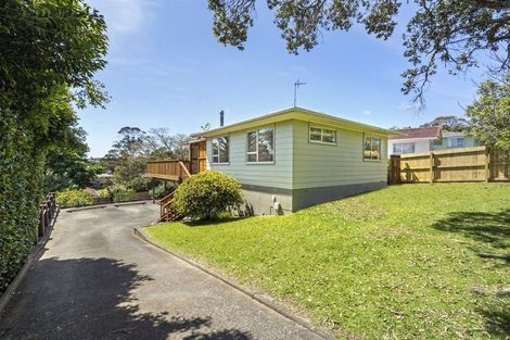 Photo of property in 35 Bayview Road, Bayview, Auckland, 0629