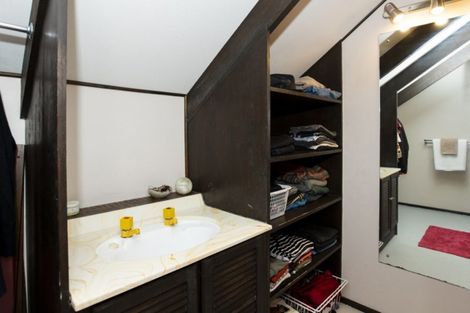 Photo of property in 64 Lyell Road, Outer Kaiti, Gisborne, 4010