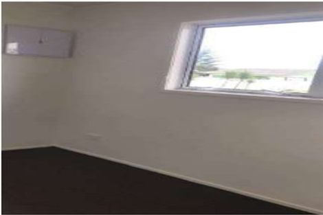 Photo of property in 18a Gibbons Road, Weymouth, Auckland, 2103