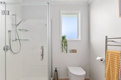 Photo of property in 6 Hamilton Drive, Wainui, Gisborne, 4010