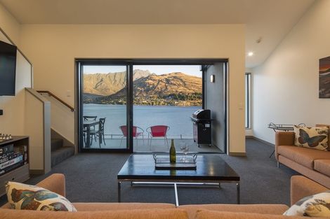 Photo of property in La Residence Du Lac, 39/527 Frankton Road, Queenstown, 9300