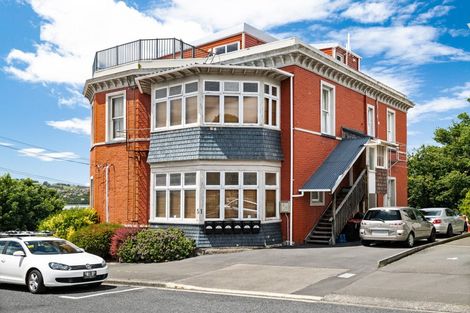 Photo of property in 1/51 Manor Place, Dunedin Central, Dunedin, 9016