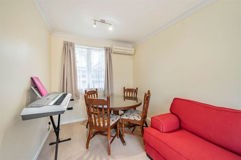 Photo of property in 7b Deller Grove, Silverstream, Upper Hutt, 5019