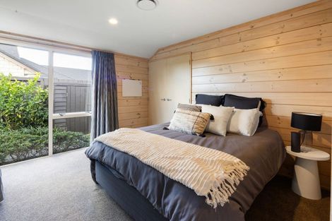 Photo of property in 15 The Esplanade, Huntington, Hamilton, 3210