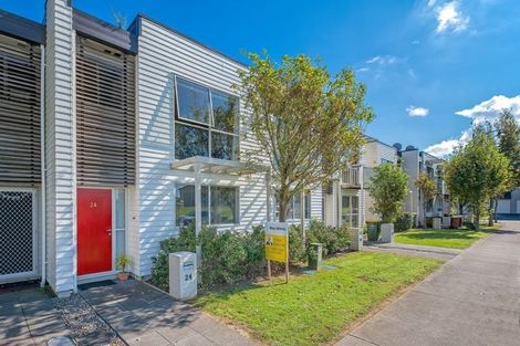 Photo of property in 24 Zabeel Crescent, Takanini, 2112