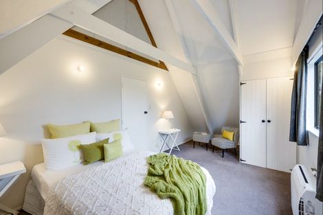 Photo of property in 141 Tait Drive, Greenmeadows, Napier, 4112