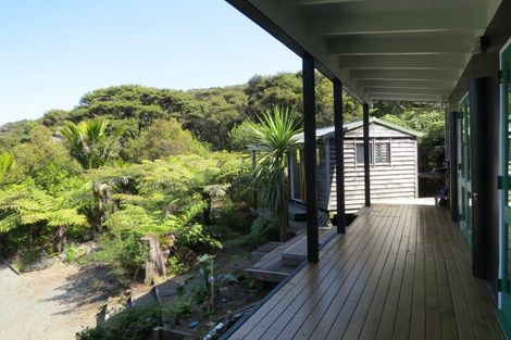 Photo of property in 451 Tuateawa Road, Tuateawa, Coromandel, 3583