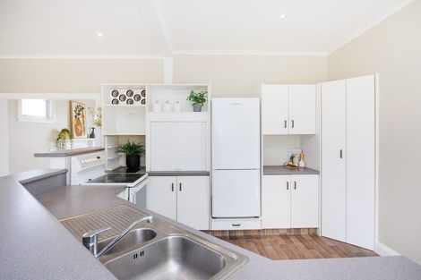 Photo of property in 2 Ongley Street, Feilding, 4702